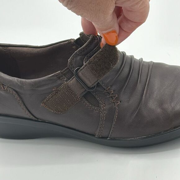 Clarks Size 7M Everlay Brown Coda Dark Leather Slip On - Picture 8 of 15